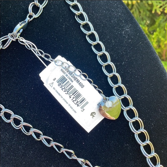 Betsey John large celestial star pendant necklace - Picture 4 of 9